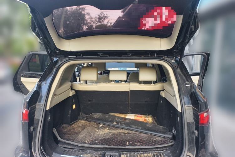 Used Zotye T700 2017 1.8T Dual-Clutch Luxury Model Trunk
