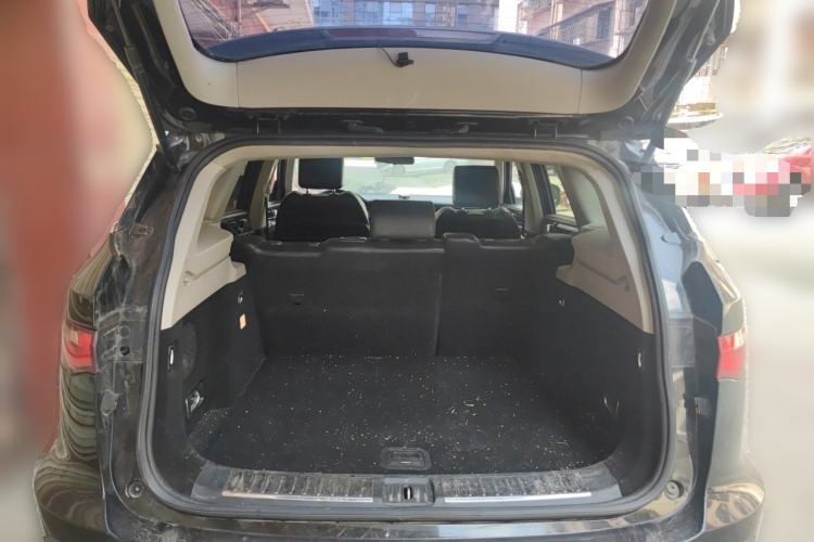 Used Zotye T700 2017 1.8T Dual-Clutch Luxury Model Trunk