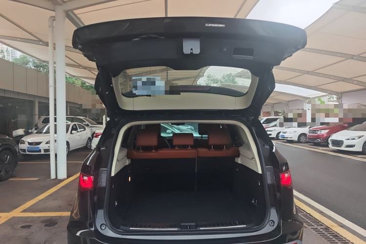 Used Zotye T700 2017 1.8T Dual-Clutch Prestige Model Trunk