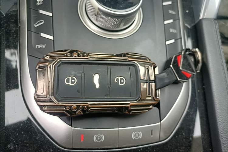 Used Zotye T700 2017 1.8T Dual-Clutch Luxury Model Vehicle Key