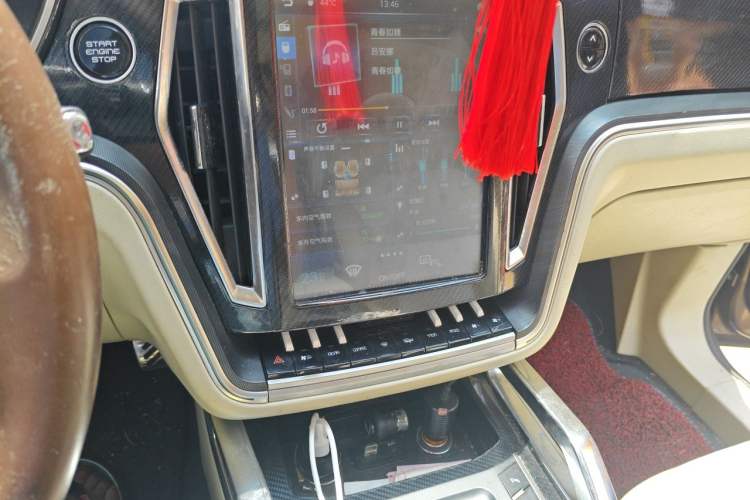 Used Zotye T700 2017 1.8T Dual-Clutch Prestige Model Audio And AC Panel