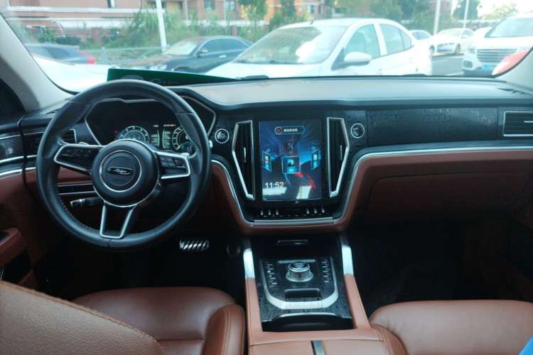 Used Zotye T700 2017 2.0T Automatic Flagship Edition Center Console