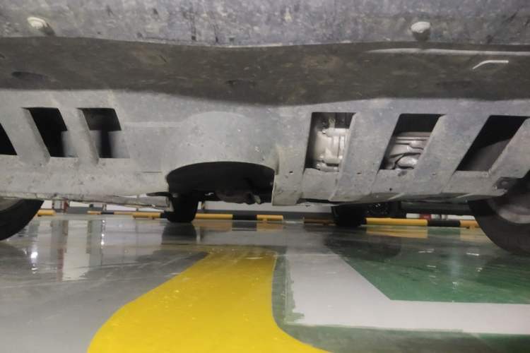 Used Zotye T700 2017 1.8T Dual-Clutch Prestige Model Chassis Front
