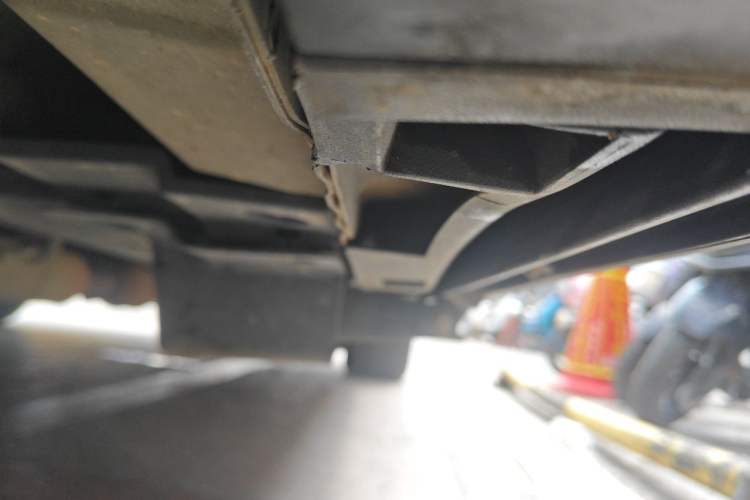 Used Zotye T700 2017 1.8T Dual-Clutch Prestige Model Chassis Rear Right