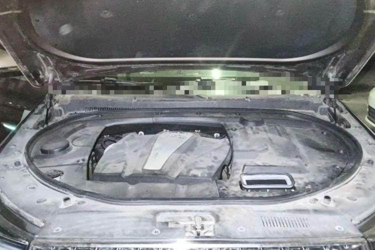 Used Zotye T700 2017 1.8T Dual-Clutch Prestige Model Engine Bay