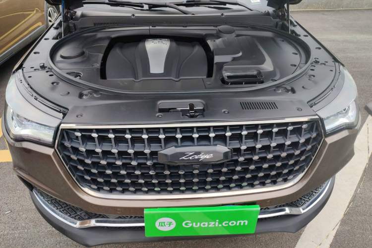 Used Zotye T700 2017 1.8T Dual-Clutch Prestige Model Engine Bay