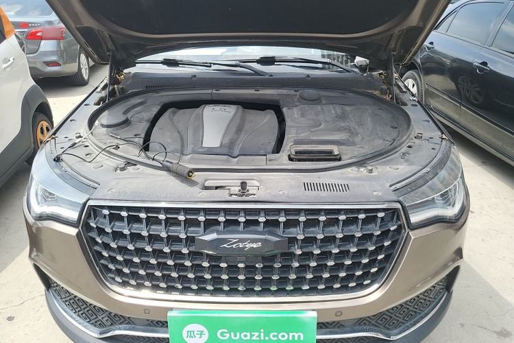 Used Zotye T700 2017 1.8T Dual-Clutch Prestige Model Engine Bay
