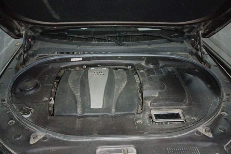 Used Zotye T700 2017 1.8T Dual-Clutch Prestige Model Engine Bay