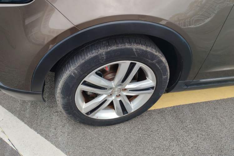 Used Zotye T700 2017 1.8T Dual-Clutch Prestige Model Exterior 7