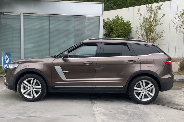 Used Zotye T700 2017 1.8T Dual-Clutch Luxury Model Exterior 7