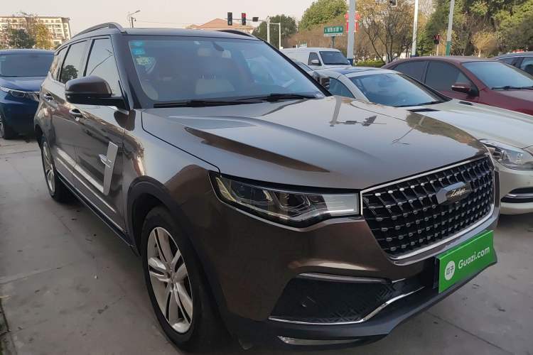 Used Zotye T700 2017 1.8T Dual-Clutch Prestige Model Front Right 45 Deg