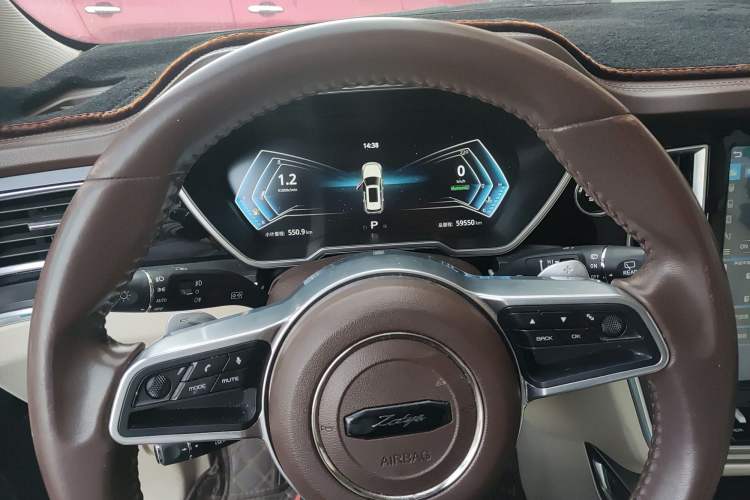 Used Zotye T700 2017 1.8T Dual-Clutch Prestige Model Instrument Cluster