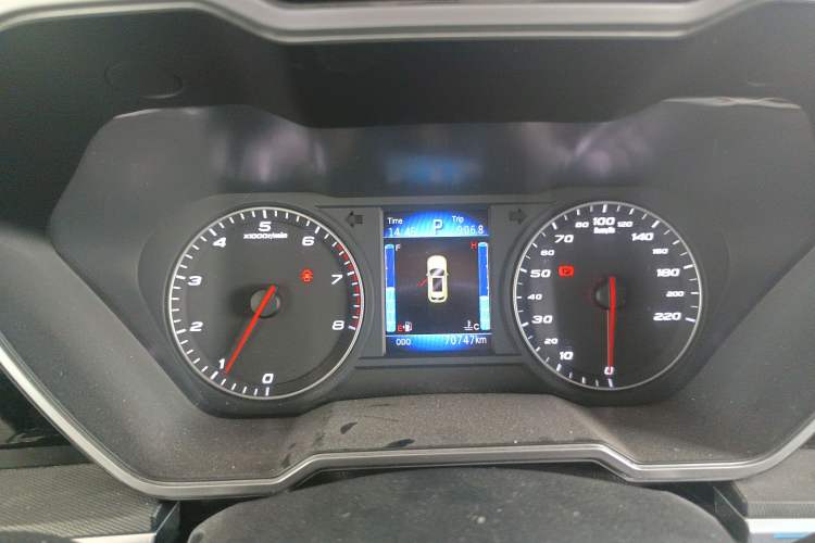 Used Zotye T700 2017 1.8T Dual-Clutch Luxury Model Instrument Cluster