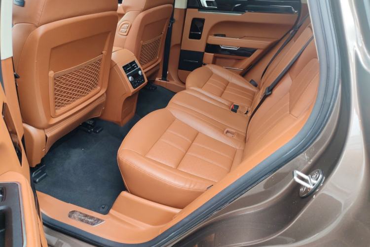 Used Zotye T700 2017 1.8T Dual-Clutch Prestige Model Interior 4
