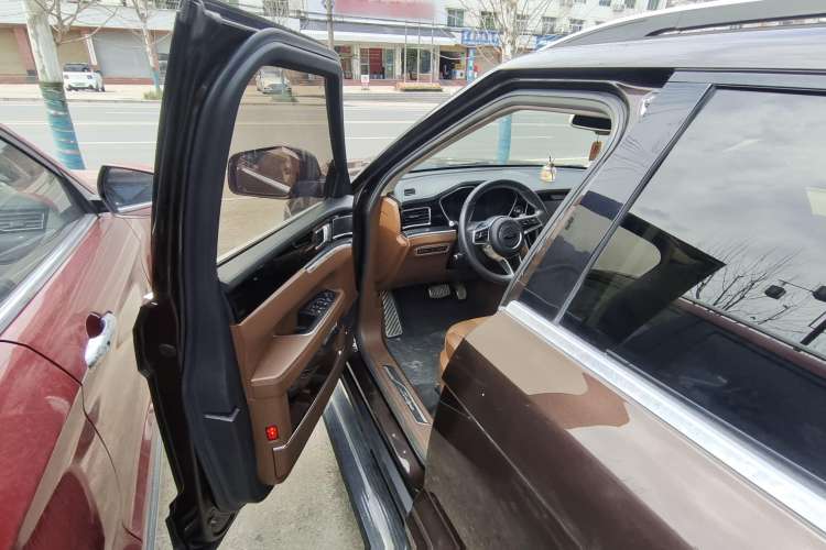Used Zotye T700 2017 1.8T Dual-Clutch Prestige Model Interior 6