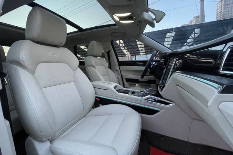 Used Zotye T700 2017 1.8T Dual-Clutch Luxury Model Interior 6