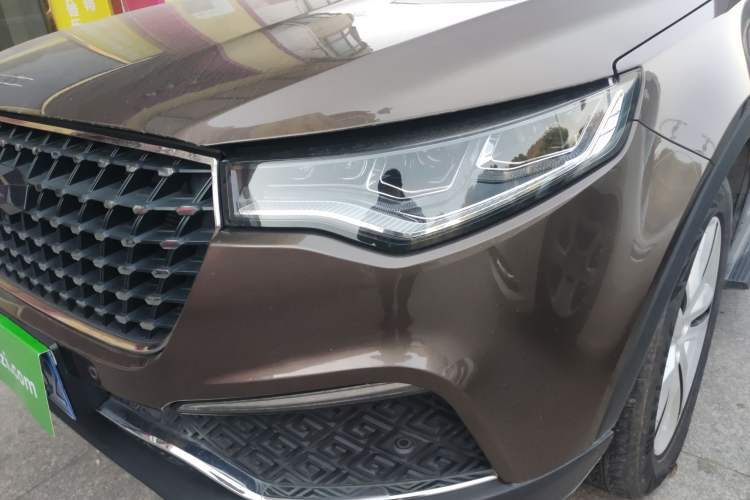 Used Zotye T700 2017 1.8T Dual-Clutch Prestige Model Left Front Headlight
