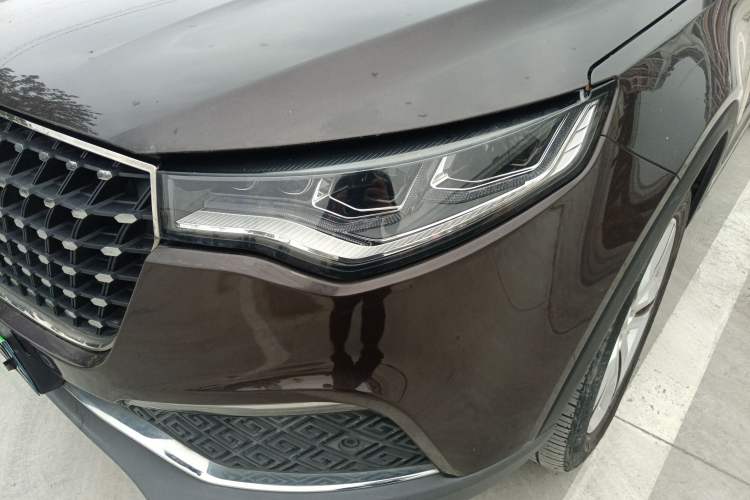 Used Zotye T700 2017 1.8T Dual-Clutch Luxury Model Left Front Headlight