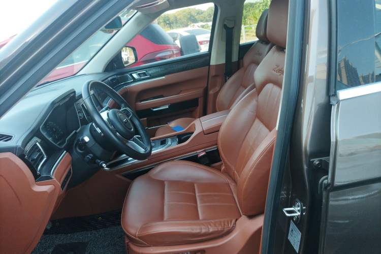 Used Zotye T700 2017 2.0T Automatic Flagship Edition Left Front Seat