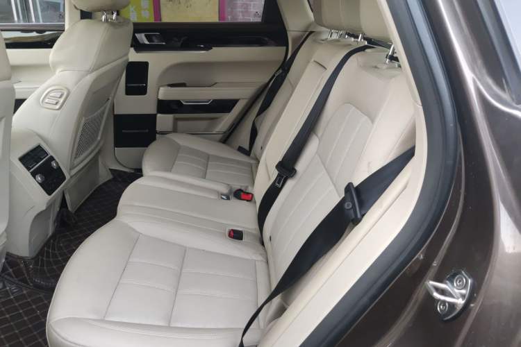 Used Zotye T700 2017 1.8T Dual-Clutch Prestige Model Left Rear Seat