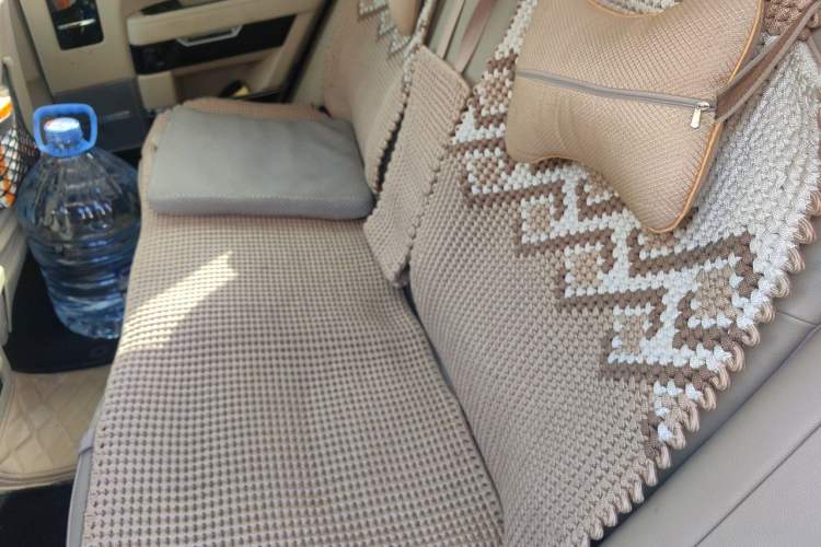 Used Zotye T700 2017 1.8T Dual-Clutch Prestige Model Left Rear Seat