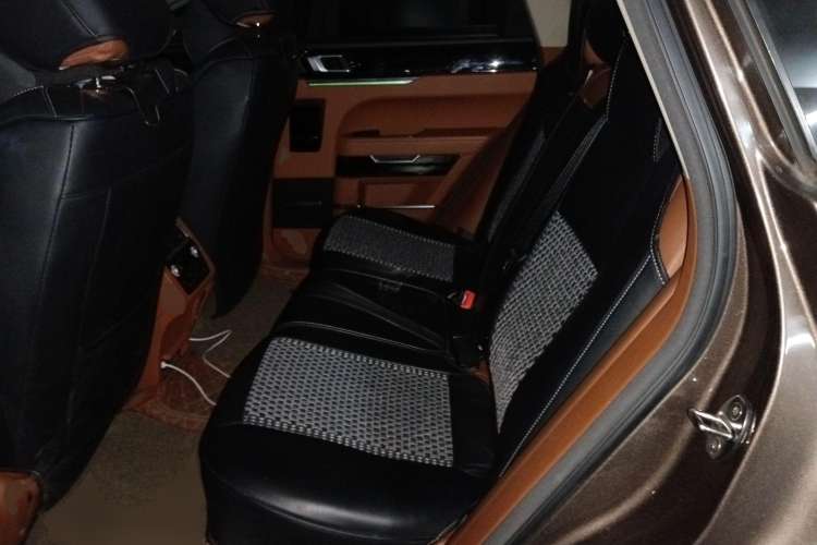 Used Zotye T700 2017 1.8T Dual-Clutch Prestige Model Left Rear Seat