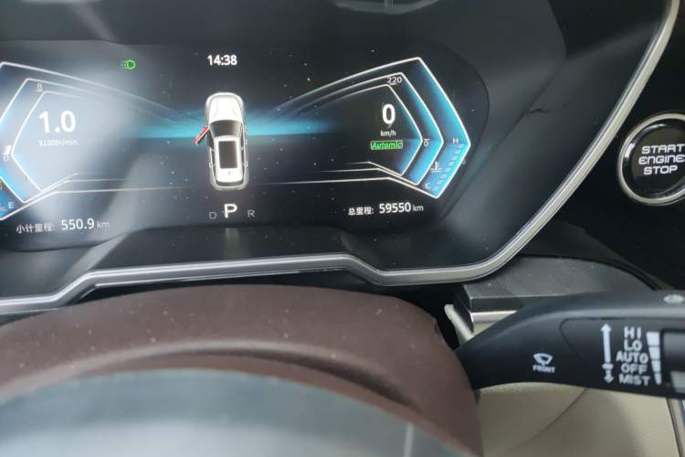 Used Zotye T700 2017 1.8T Dual-Clutch Prestige Model Odometer Close Up