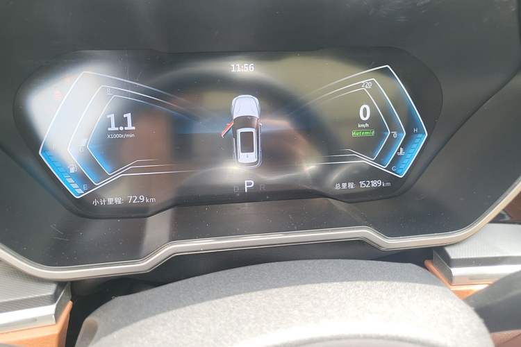Used Zotye T700 2017 1.8T Dual-Clutch Prestige Model Odometer Close Up
