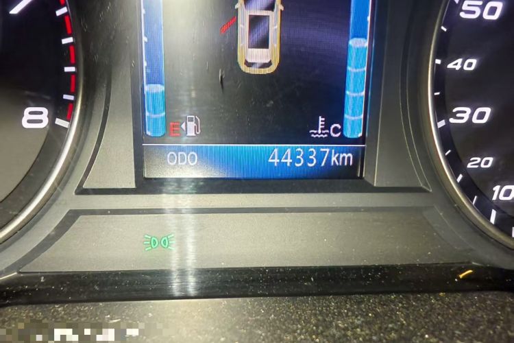 Used Zotye T700 2017 1.8T Dual-Clutch Luxury Model Odometer Close Up