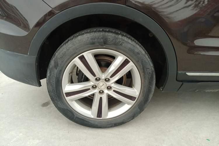 Used Zotye T700 2017 1.8T Dual-Clutch Luxury Model Right Rear Wheel Hub