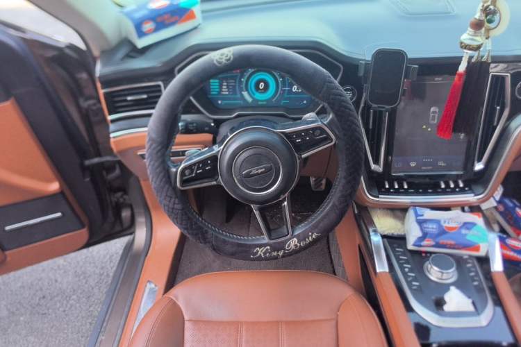 Used Zotye T700 2017 1.8T Dual-Clutch Prestige Model Steering Wheel