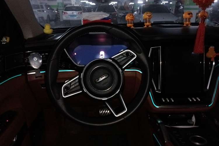 Used Zotye T700 2017 1.8T Dual-Clutch Prestige Model Steering Wheel
