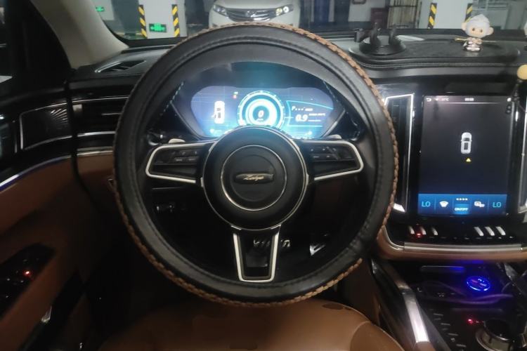 Used Zotye T700 2017 1.8T Dual-Clutch Prestige Model Steering Wheel
