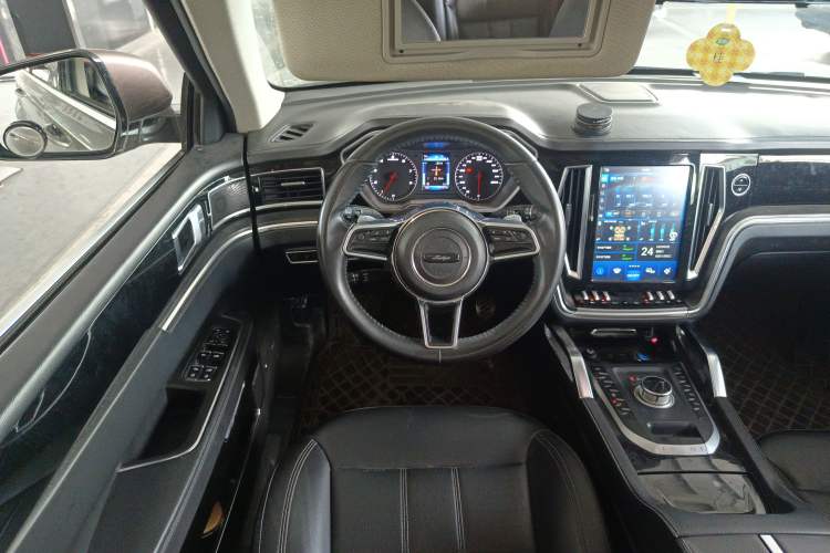 Used Zotye T700 2017 1.8T Dual-Clutch Luxury Model Steering Wheel