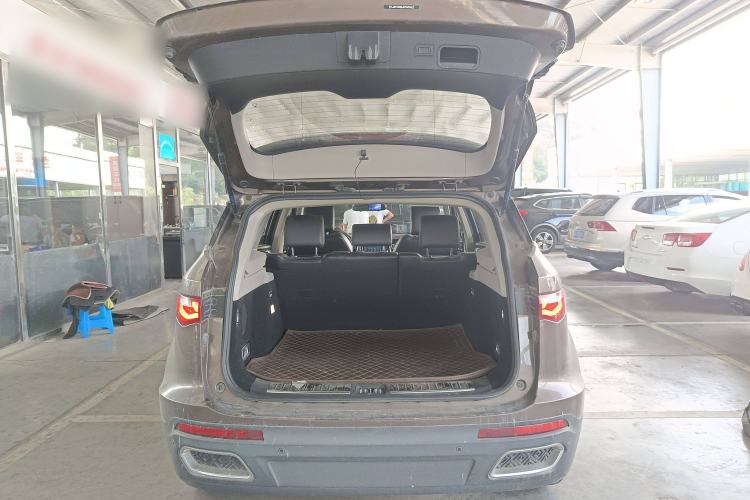 Used Zotye T700 2017 1.8T Dual-Clutch Luxury Model Trunk