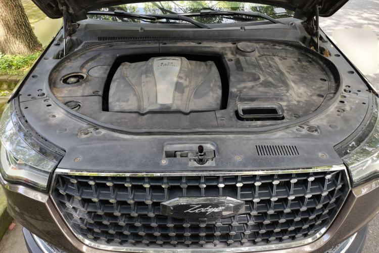 Used Zotye T700 2017 1.8T Dual-Clutch Prestige Model Engine Bay