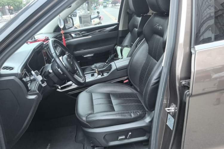 Used Zotye T700 2017 1.8T Dual-Clutch Prestige Model Left Front Seat