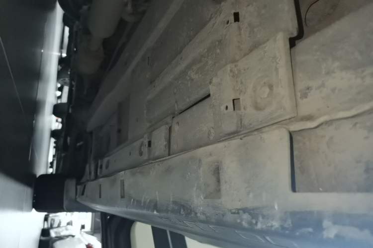 Used Zotye T700 2017 1.8T Dual-Clutch Luxury Model Right Side Sill