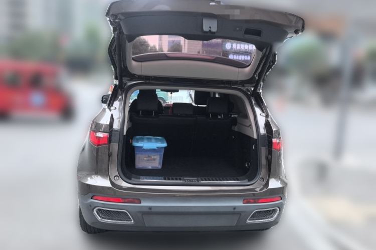 Used Zotye T700 2017 1.8T Dual-Clutch Prestige Model Trunk