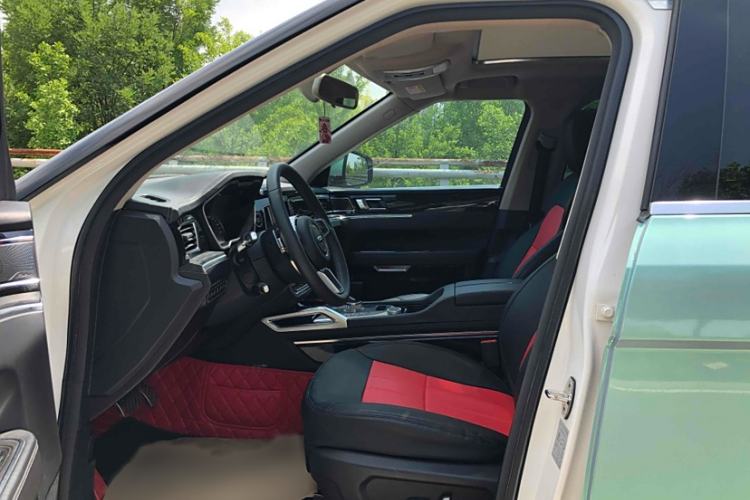 Used Zotye T700 2017 1.8T Dual-Clutch Luxury Model Interior 4