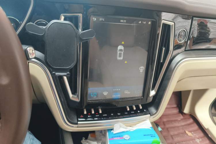 Used Zotye T700 2017 1.8T Dual-Clutch Prestige Model Audio And AC Panel