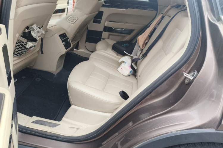 Used Zotye T700 2017 1.8T Dual-Clutch Prestige Model Left Rear Seat