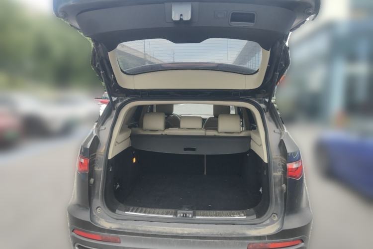 Used Zotye T700 2017 1.8T Dual-Clutch Luxury Model Trunk