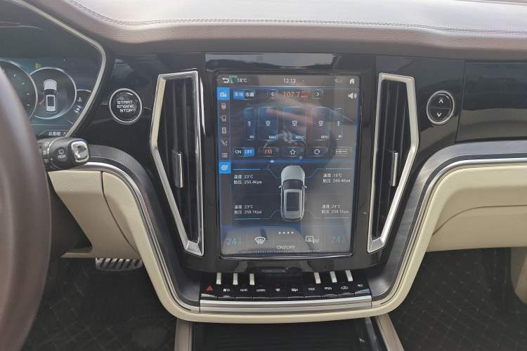 Used Zotye T700 2017 1.8T Dual-Clutch Flagship Model Audio And AC Panel
