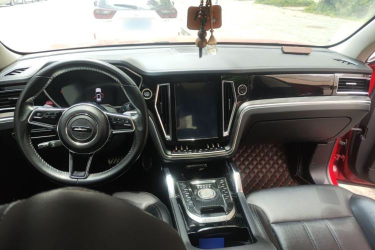 Used Zotye T700 2017 1.8T Dual-Clutch Luxury Model Center Console