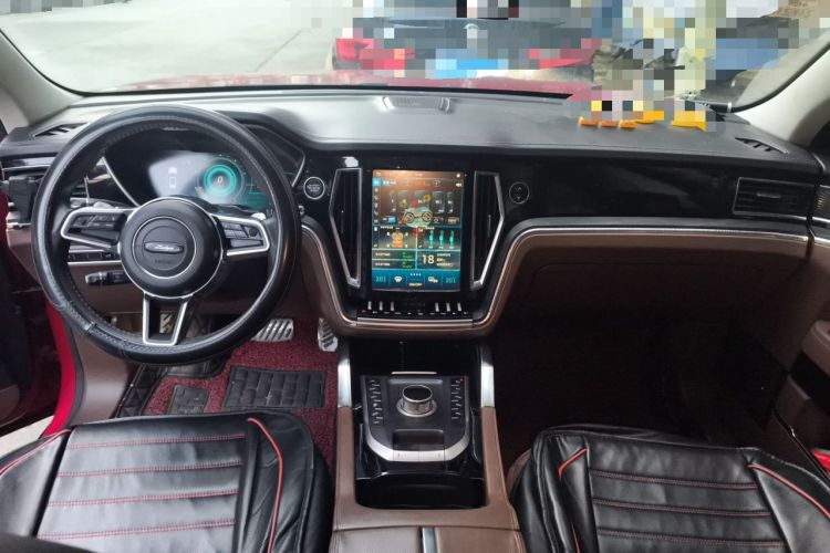 Used Zotye T700 2017 1.8T Dual-Clutch Prestige New Year Edition Center Console