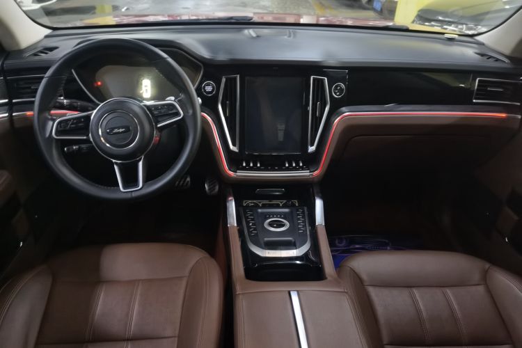 Used Zotye T700 2017 1.8T Dual-Clutch Prestige Model Center Console