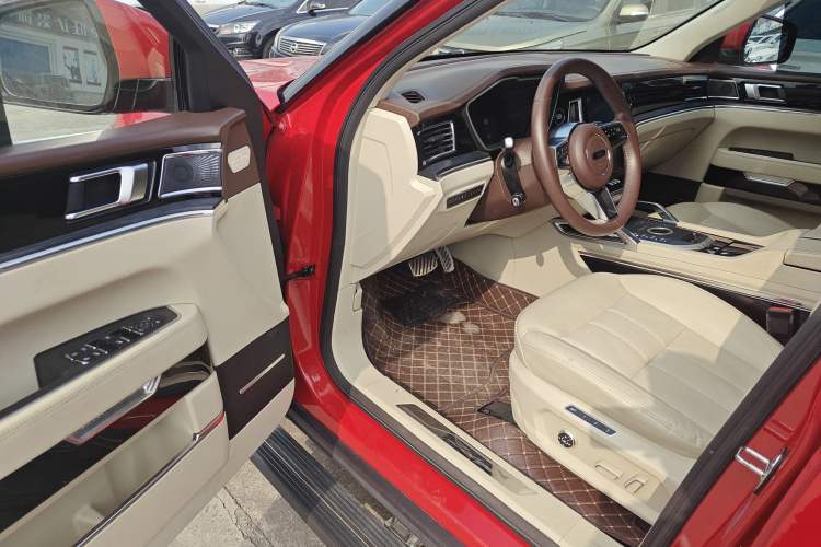 Used Zotye T700 2017 1.8T Dual-Clutch Flagship Model Driver Seat