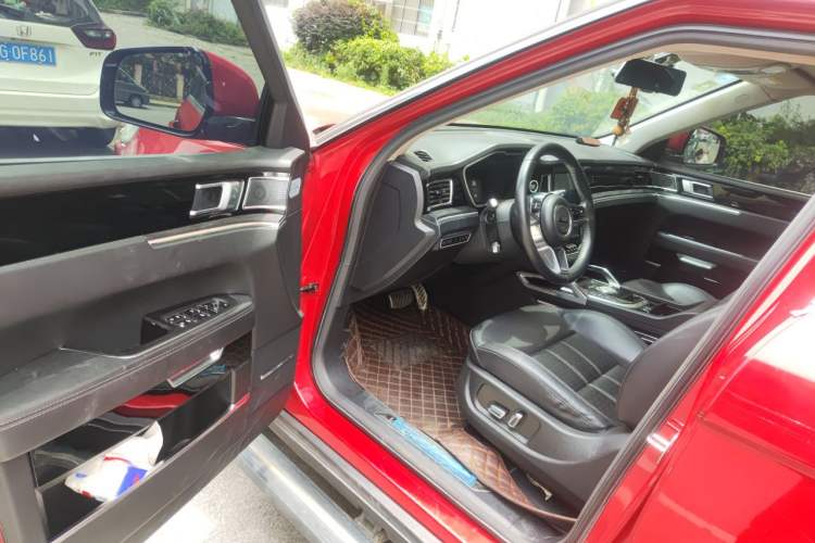 Used Zotye T700 2017 1.8T Dual-Clutch Luxury Model Driver Seat