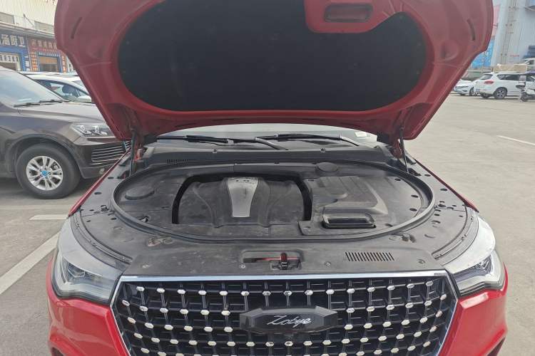 Used Zotye T700 2017 1.8T Dual-Clutch Flagship Model Engine Bay